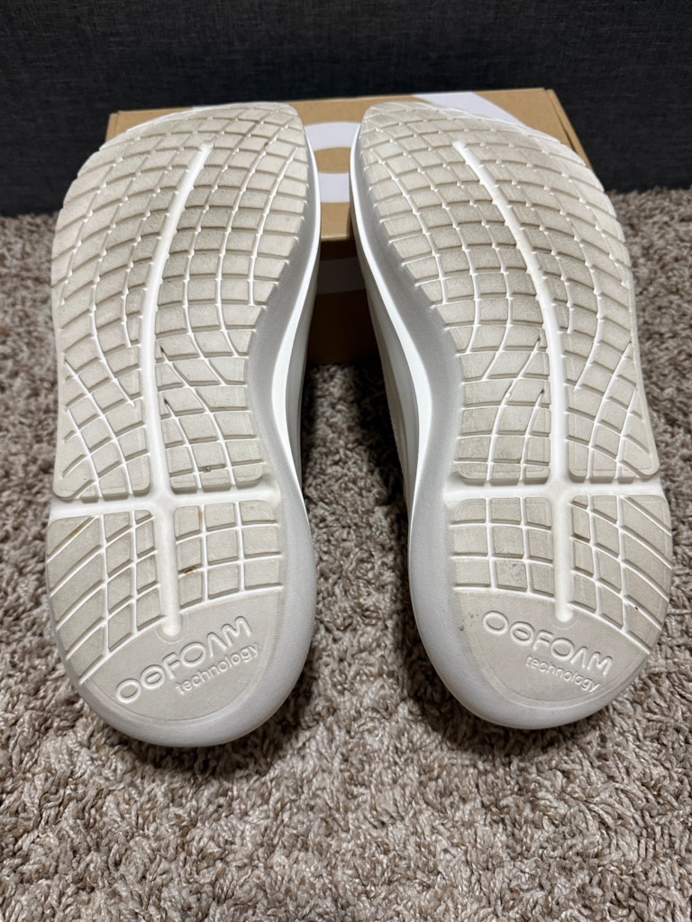 OOFOS OOmy Zen slip on shoes - Picture 6 of 6